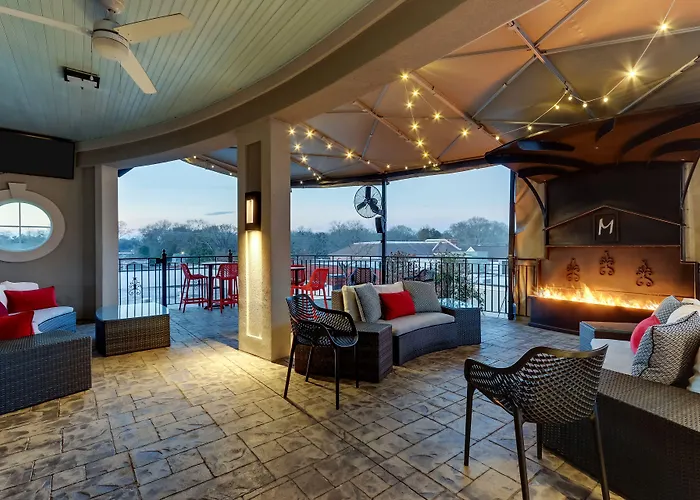 The Mantissa Hotel And Rooftop Bar